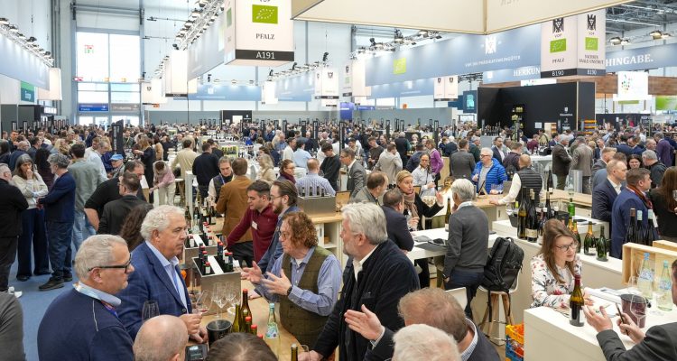 04_26_prowein26_inset_1_messe_dusseldorf_tillmann_1920x1280