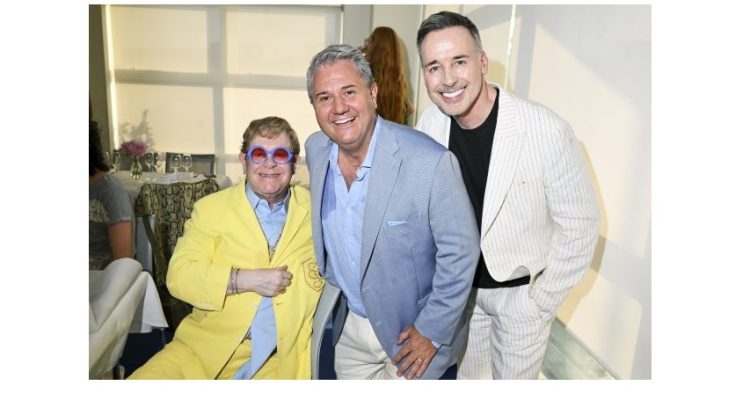 DMB_Elton-Zero_Elton-John-Paul-Schaafsma-and-David-Furnish_087-640x427