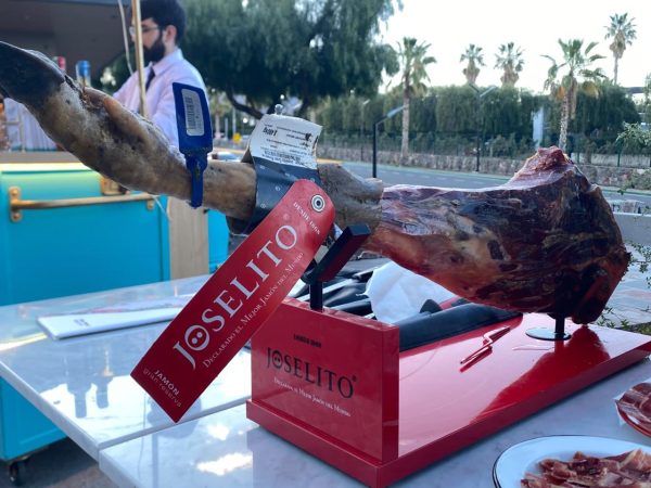 La prestigiosa marca de jamones ibéricos llegó a Mendoza