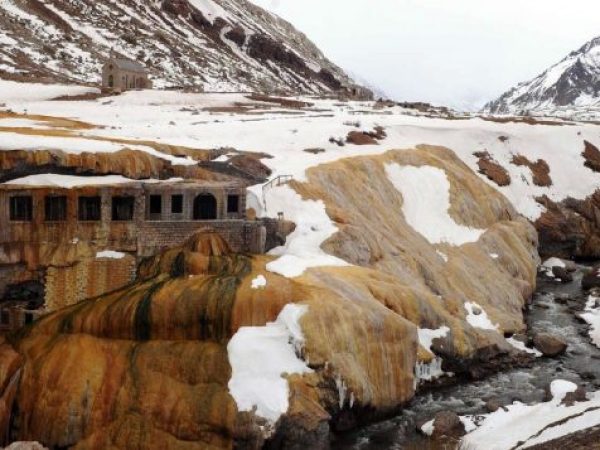 Puente-del-Inca-parte-del-Qhapaq-Ñan-700x357