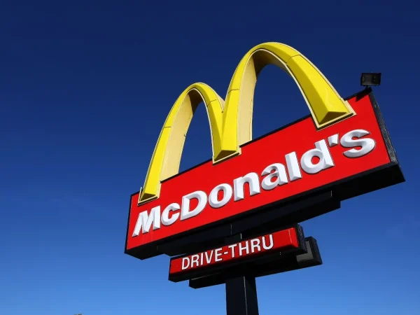 ca._mcdonalds_gettyimages-84709618-1-1