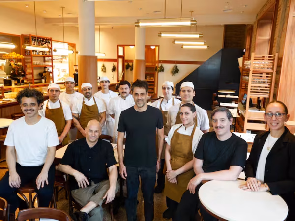 el-equipo-detras-de-social-corazon-con-muchas-OTNIYCTRBNDNBBBT55G6DM4LZM