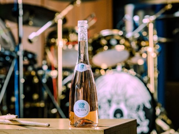 queen-rose-Bottle-drums-shot-1024x683